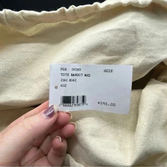 Figue Bardot Raj Palace Tuk Tuk Tote Shell Embellished Boho Beach Bag - Picture 6 of 15